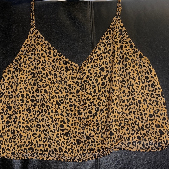 Women’s 5 Button Leopard Print Cami Top NWOT - Picture 1 of 4
